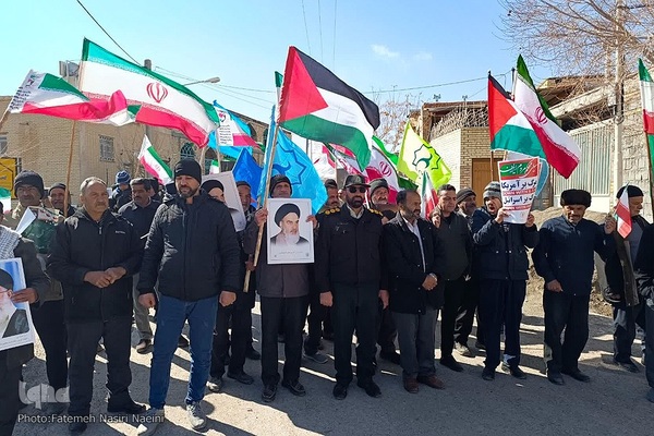 حضور پرشور مردم نایین در راهپیمایی ۲۲ بهمن