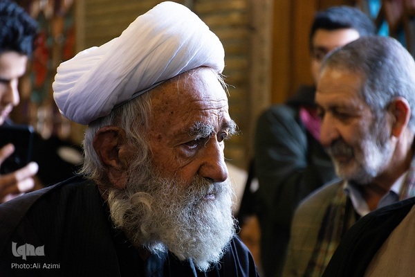 مراسم ترحیم آیت‌الله مستجابی در اصفهان