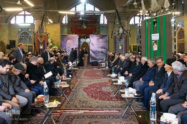 مراسم ترحیم آیت‌الله مستجابی در اصفهان