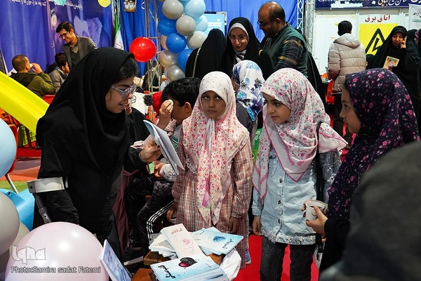 حال و هوای روز دوم بیستمین نمایشگاه قرآن اصفهان