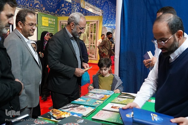 حال و هوای روز دوم بیستمین نمایشگاه قرآن اصفهان