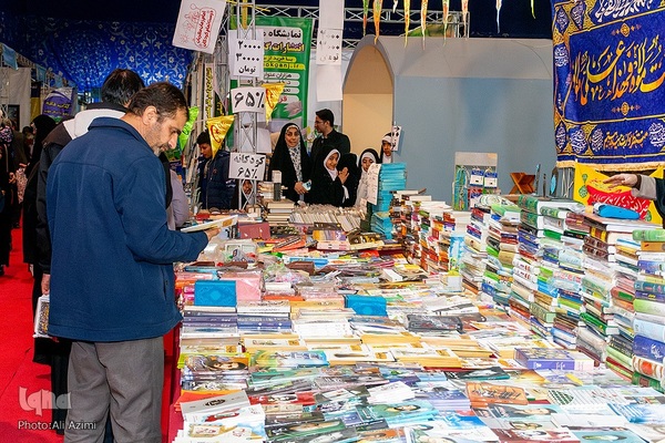 حال و هوای روز چهارم بیستمین نمایشگاه قرآن اصفهان