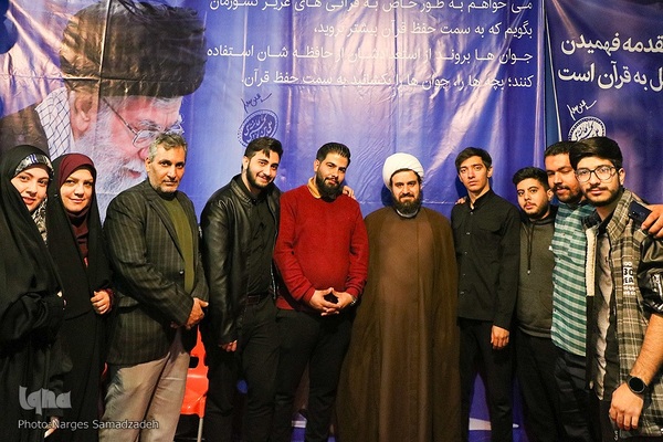 حال و هوای روز ششم بیستمین نمایشگاه قرآن اصفهان