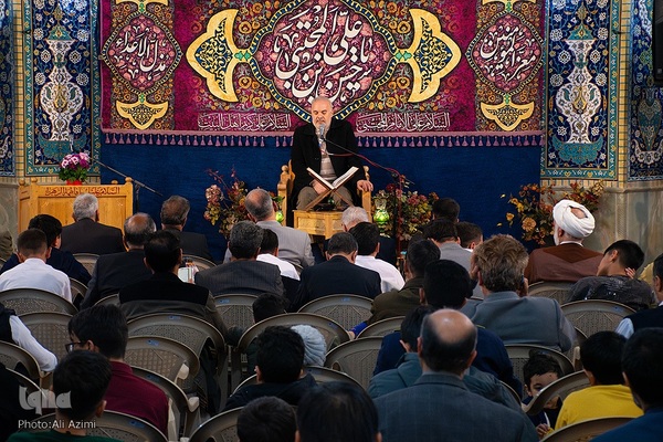 محفل انس با قرآن در حسینیه بنی‌فاطمه اصفهان