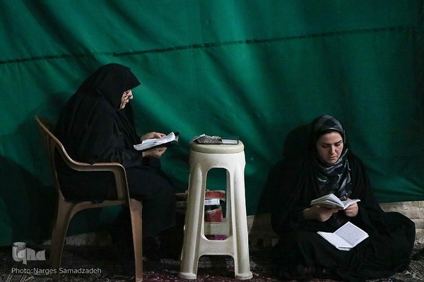 احیای شب نوزدهم ماه رمضان در مسجد جامع اصفهان