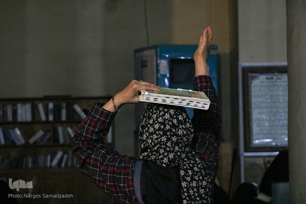 احیای شب نوزدهم ماه رمضان در مسجد جامع اصفهان