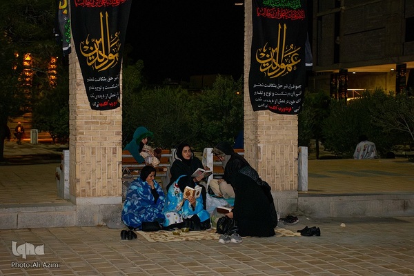 احیای شب بیست‌وسوم ماه رمضان در تخت فولاد اصفهان