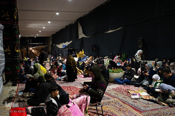 احیای شب بیست‌وسوم ماه رمضان در تخت فولاد اصفهان