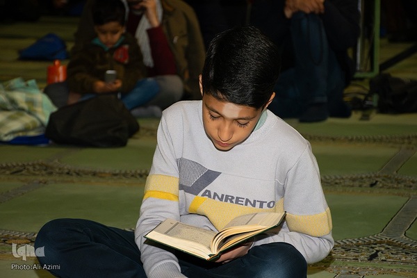 احیای شب بیست‌وسوم ماه رمضان در تخت فولاد اصفهان