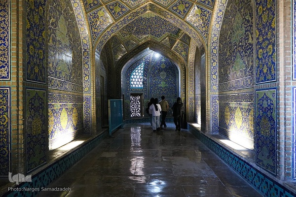 نقش جهان میزبان مسافران نوروزی نصف جهان