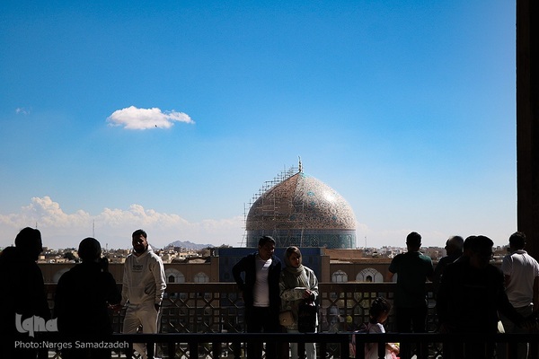 نقش جهان میزبان مسافران نوروزی نصف جهان