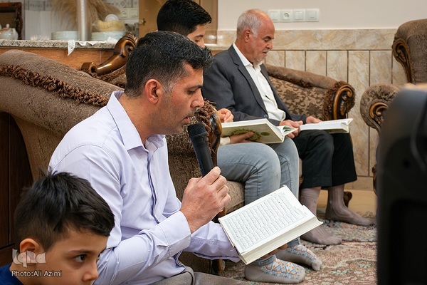 جلسه خانگی جزءخوانی قرآن با محوریت طرح سی‌وسه‌پل وصال ۶