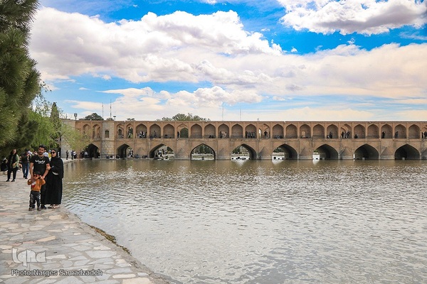 زاینده‌رود جاری؛ قلب تپنده اصفهان