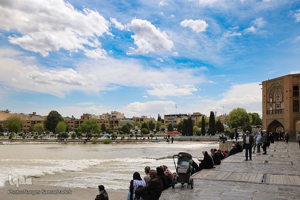 زاینده‌رود جاری؛ قلب تپنده اصفهان