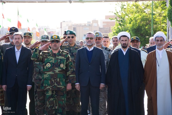 مراسم رژه روز ارتش در اصفهان