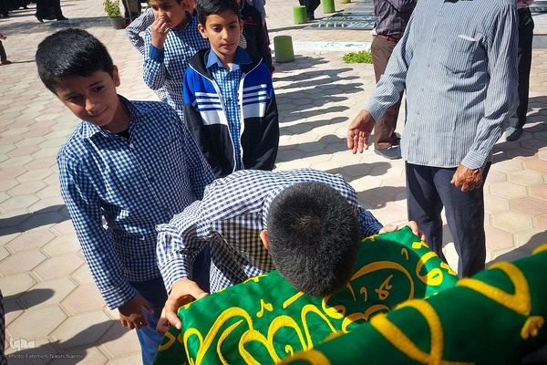 میزبانی نایین از کاروان «زیر سایه خورشید»