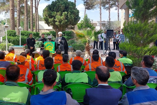 میزبانی نایین از کاروان «زیر سایه خورشید»