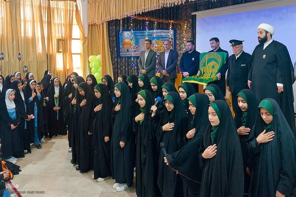 میزبانی نایین از کاروان «زیر سایه خورشید»