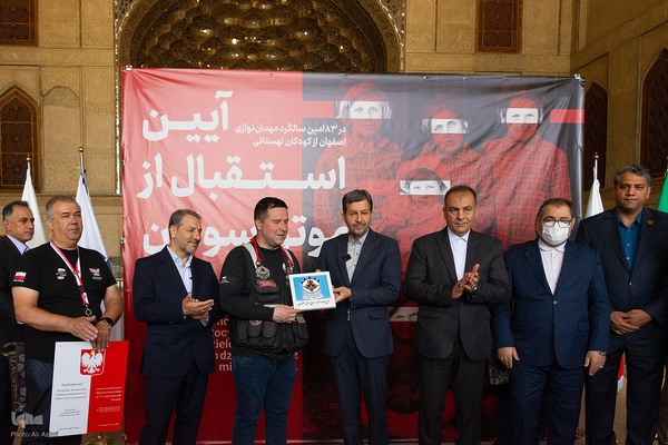 آیین استقبال از موتورسواران لهستانی در اصفهان