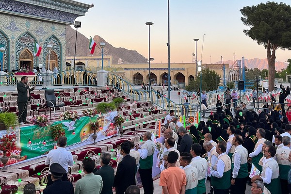 جشن میلاد امام رضا(ع) در آستان امامزاده شاهرضا(ع)