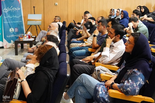 اختتامیه پنجمین جشنواره داستان کوتاه زاینده‌رود در اصفهان