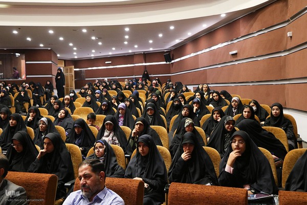 آیین بزرگداشت شهدای خدمت در دانشگاه اصفهان