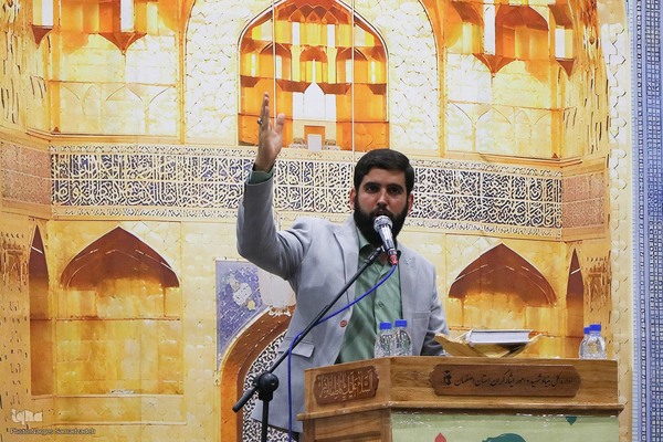 اجتماع بانوان اصفهانی به یاد شهدای خدمت