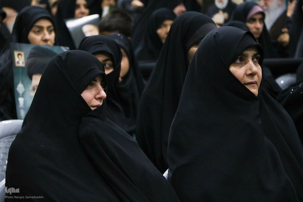 اجتماع بانوان اصفهانی به یاد شهدای خدمت