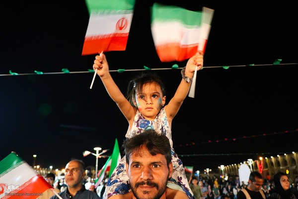 خروش مردم اصفهان در حمایت از انتقام ملی از رژیم صهیونیستی