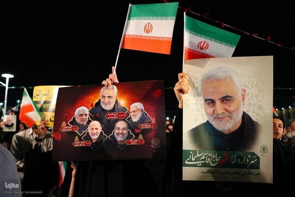 خروش مردم اصفهان در حمایت از انتقام ملی از رژیم صهیونیستی