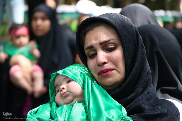 همایش شیرخوارگان حسینی در اصفهان