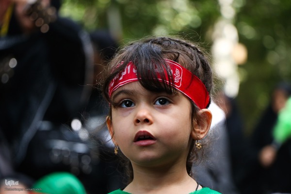 همایش شیرخوارگان حسینی در اصفهان