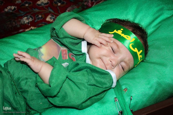 مراسم شیرخوارگان حسینی در نایین