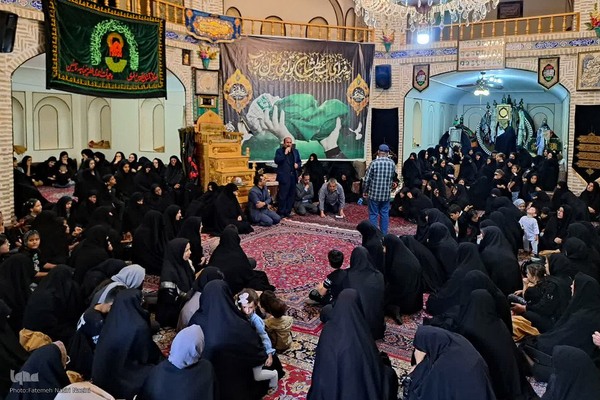 مراسم شیرخوارگان حسینی در نایین