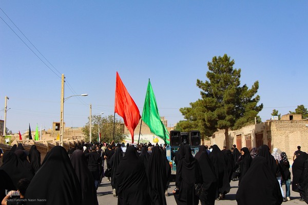 پیادروی جاماندگان اربعین حسینی در نایین
