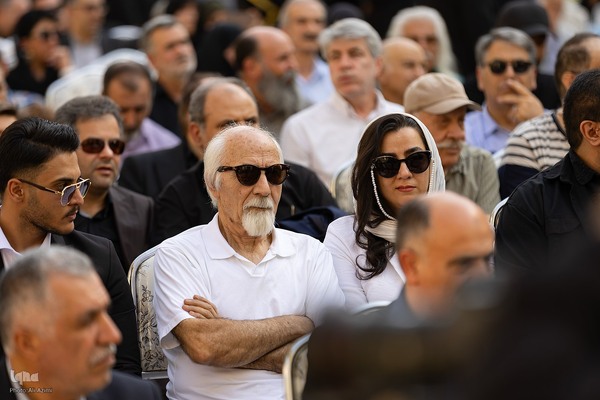 بدرقه پیکر استاد فرشچیان به خانه ابدی(۱)