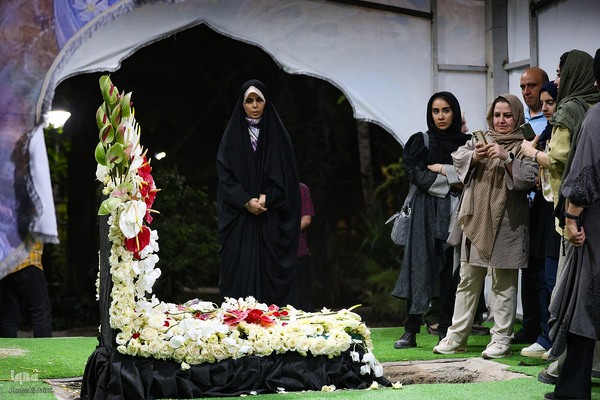 بدرقه پیکر استاد فرشچیان به خانه ابدی (۲)