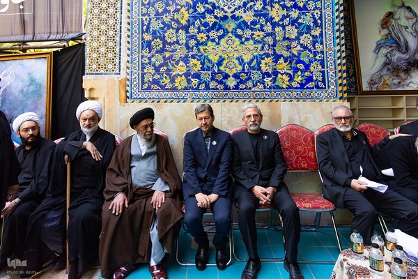 آیین بزرگداشت استاد فرشچیان در اصفهان