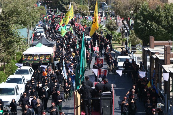 قافله عزاداری ۲۸ صفر در اصفهان