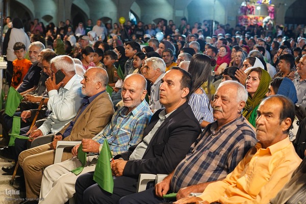 جشن میلاد پیامبر (ص) در میدان امام علی (ع) اصفهان