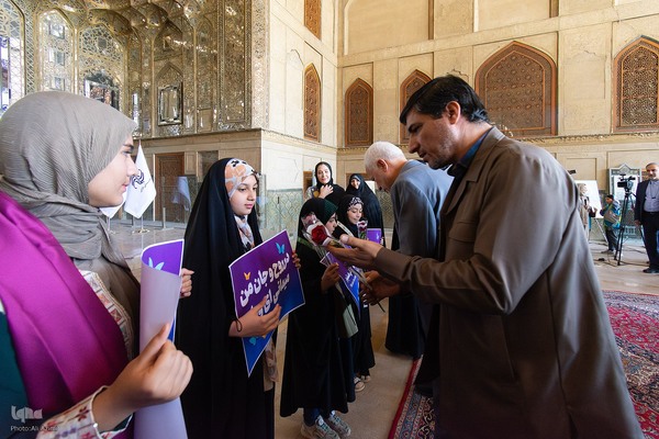 آیین رونمایی از پوستر سی‌وهفتمین جشنواره فیلم کودک در اصفهان