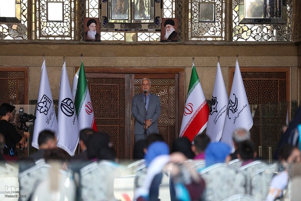 آیین رونمایی از پوستر سی‌وهفتمین جشنواره فیلم کودک در اصفهان