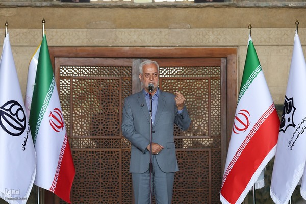 آیین رونمایی از پوستر سی‌وهفتمین جشنواره فیلم کودک در اصفهان