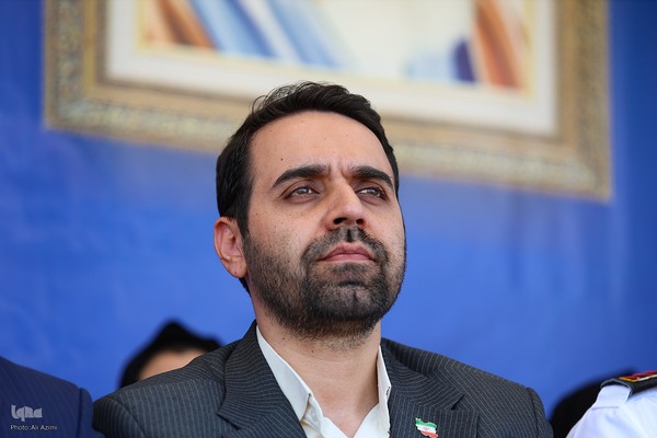 مراسم رژه ناوگان آتش‌نشانی اصفهان