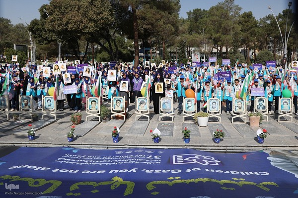 افتتاحیه معنوی سی‌وهفتمین جشنواره فیلم کودک در اصفهان