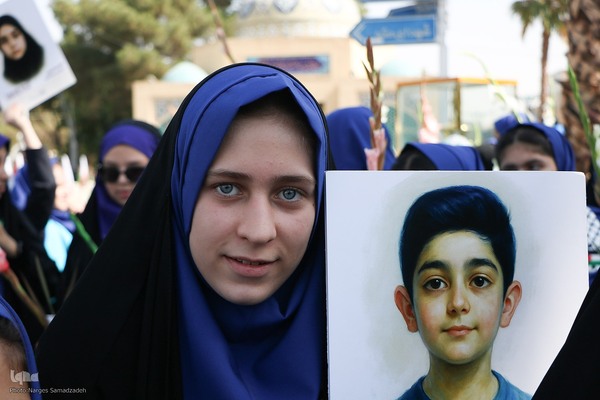 افتتاحیه معنوی سی‌وهفتمین جشنواره فیلم کودک در اصفهان