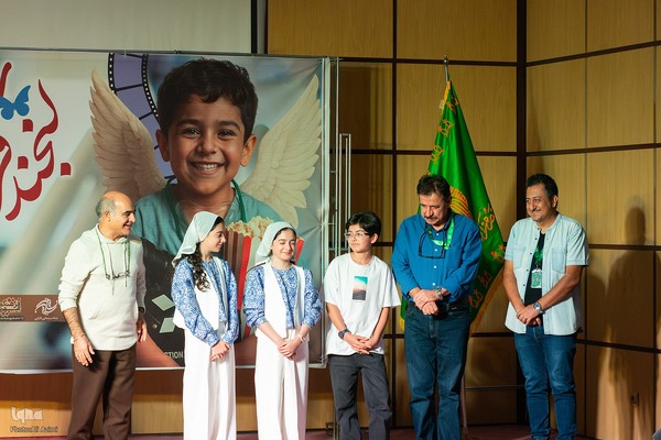 ویژه برنامه «لبخند فرشته‌ها» در اصفهان