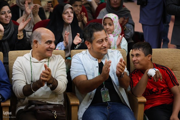 ویژه برنامه «لبخند فرشته‌ها» در اصفهان