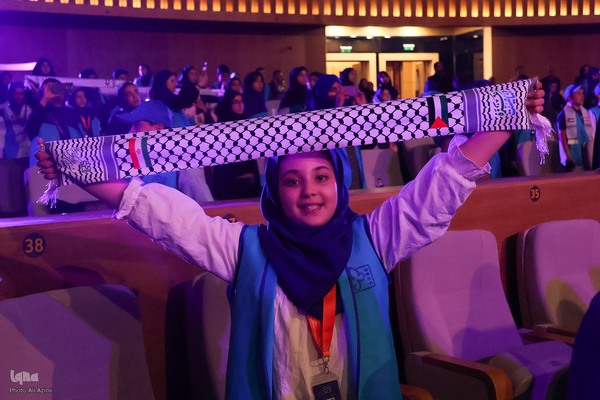 اختتامیه سی‌وهفتمین جشنواره بین‌المللی فیلم‌های کودکان و نوجوانان در اصفهان