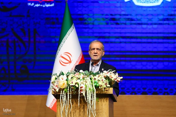 سفر رئیس‌جمهور به اصفهان